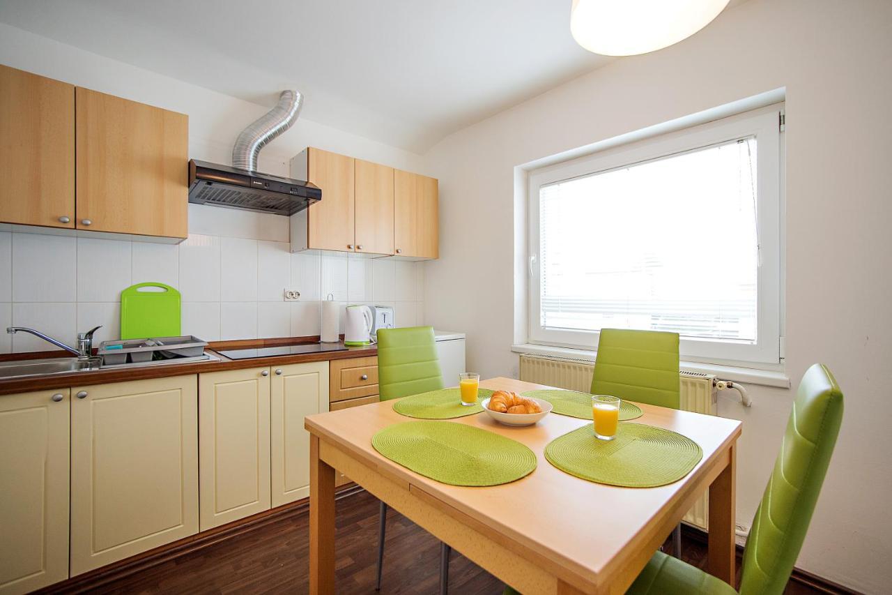 Sweet Apartments With Free Private Parking Любляна Екстер'єр фото